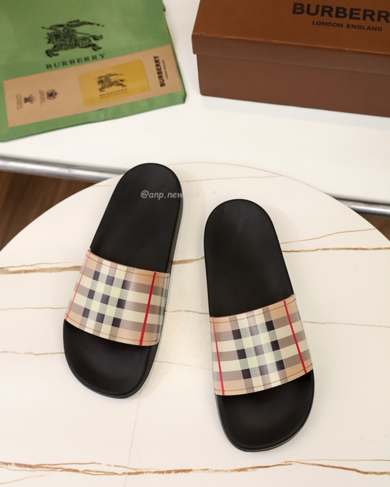 Burberry Vintage Check Slides Beige (2) - newkick.cc